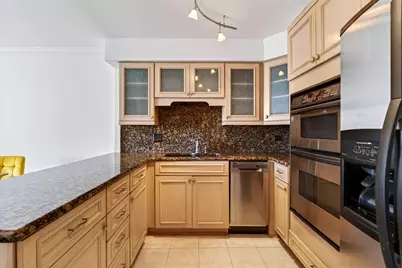 [Address not provided], Chicago, IL 60660 - Photo 10