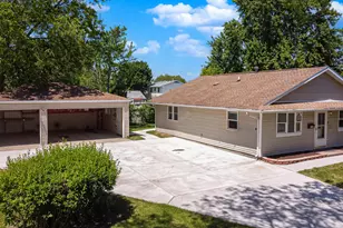 1310 Klein Dr, Streamwood, IL 60107 - Photo 18
