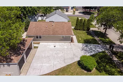 1310 Klein Drive, Streamwood, IL 60107 - Photo 22