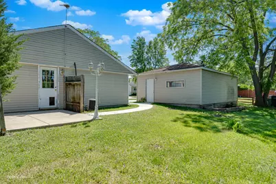 1310 Klein Drive, Streamwood, IL 60107 - Photo 20