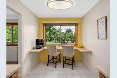 19W182 Ginny Lane E #182, Oak Brook, IL 60523 - Photo 18