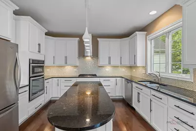4 Joshua Court, South Barrington, IL 60010 - Photo 10