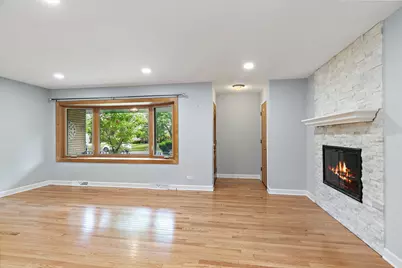 51 E Heron Drive, Palatine, IL 60067 - Photo 2
