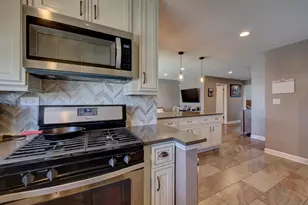 9973 Wilson Ave, Schiller Park, IL 60176 - Photo 12