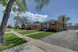 9973 Wilson Ave, Schiller Park, IL 60176 - Photo 4