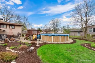 830 Buckingham Ct, Crystal Lake, IL 60014 - Photo 32