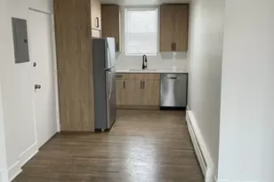 2515 W Jerome St, Chicago, IL 60645 - Photo 2