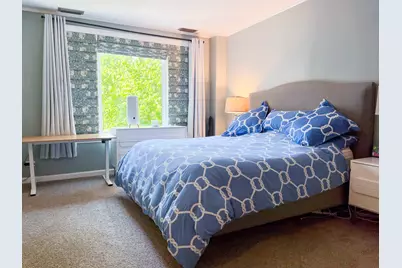552 W Arlington Place, Chicago, IL 60614 - Photo 16