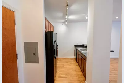 100 E 14th Street #1808, Chicago, IL 60605 - Photo 8
