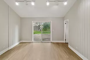 1930 Arthur Dr, Waukegan, IL 60087 - Photo 4