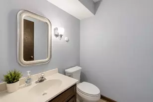 150 Shady Ln, Bartlett, IL 60103 - Photo 12