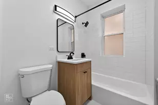 2154 W Arthur Ave, Chicago, IL 60645 - Photo 12