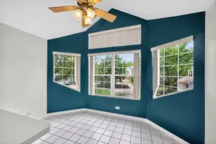 105 Ione Dr, South Elgin, IL 60177 - Photo 20