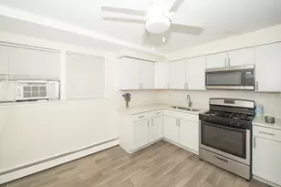 2402 N 76th Ct, Elmwood Park, IL 60707 - Photo 12