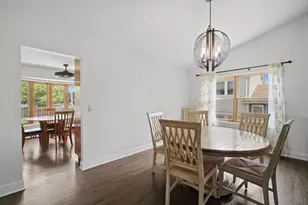 3115 N Stratford Rd, Arlington Heights, IL 60004 - Photo 4