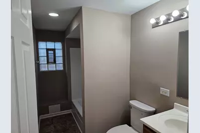 206 S Jefferson Street, Lockport, IL 60441 - Photo 10