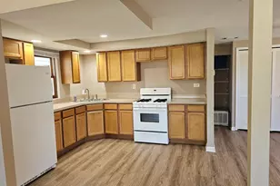 206 S Jefferson St, Lockport, IL 60441 - Photo 2