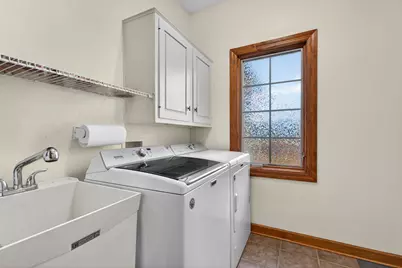 3483 Comstock Avenue, Dekalb, IL 60115 - Photo 24