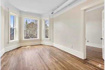 3751 N Clifton Avenue #1, Chicago, IL 60613 - Photo 4