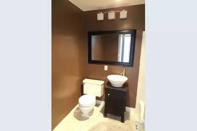 1355 N Sandburg Terrace #2805, Chicago, IL 60610 - Photo 8