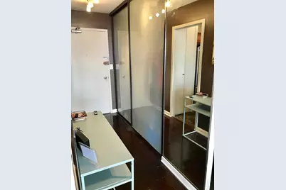 1355 N Sandburg Terrace #2805, Chicago, IL 60610 - Photo 10