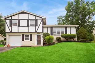 1401 Volkamer Trail, Elk Grove Village, IL 60007 - Photo 1