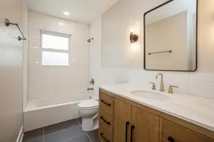 1401 Volkamer Trail, Elk Grove Village, IL 60007 - Photo 12