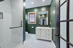 3855 N Greenview Ave, Chicago, IL 60613 - Photo 14