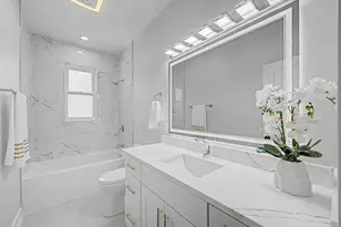 923 N Massasoit Ave, Chicago, IL 60651 - Photo 16