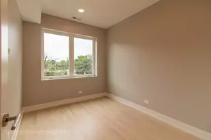 1221 E Marquette Rd, Chicago, IL 60637 - Photo 14