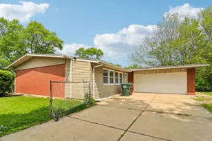 840 W Arquilla Dr, Glenwood, IL 60425 - Photo 34
