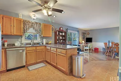 402 S Driftwood Trail, McHenry, IL 60050 - Photo 8