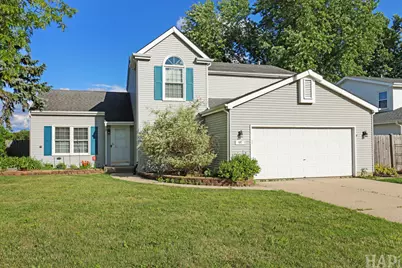 402 S Driftwood Trail, McHenry, IL 60050 - Photo 2