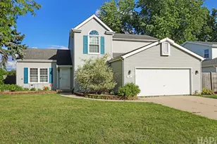 402 S Driftwood Trail, McHenry, IL 60050 - Photo 2