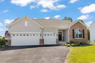 451 Parkside Ln, Yorkville, IL 60560 - Photo 2