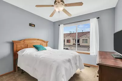 39712 N Warren Lane, Beach Park, IL 60083 - Photo 16