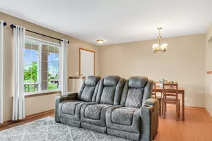 39712 N Warren Ln, Beach Park, IL 60083 - Photo 10