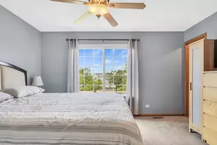 39712 N Warren Ln, Beach Park, IL 60083 - Photo 18