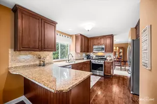 1117 Auburn Ln, Bartlett, IL 60103 - Photo 6