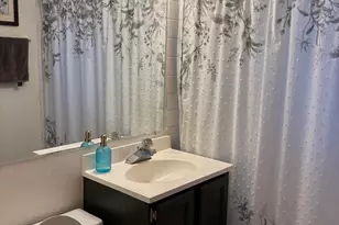 649 E Rockland Rd, Libertyville, IL 60048 - Photo 12