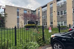 1728 W Farwell Ave, Chicago, IL 60626 - Photo 2