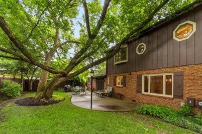 415 N Shepherd Hill Lane, McHenry, IL 60050 - Photo 6