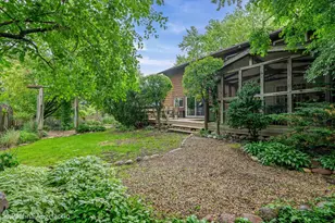 1102 N Pepper Tree Dr, Palatine, IL 60067 - Photo 26