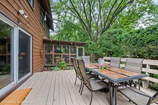 1102 N Pepper Tree Dr, Palatine, IL 60067 - Photo 24