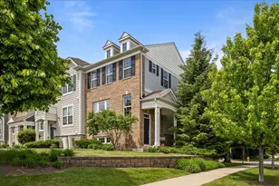 3249 Coral Ln, Glenview, IL 60026 - Photo 1