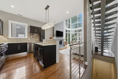 2062 N Leavitt Street #2, Chicago, IL 60647 - Photo 16