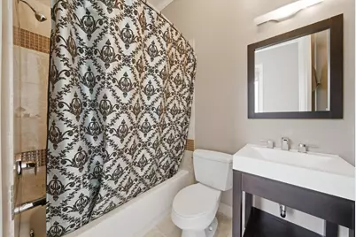 2062 N Leavitt Street #2, Chicago, IL 60647 - Photo 28
