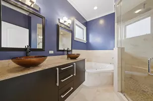 2062 N Leavitt St, Chicago, IL 60647 - Photo 24
