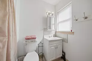 6710 W Forest Preserve Dr, Harwood Heights, IL 60706 - Photo 30