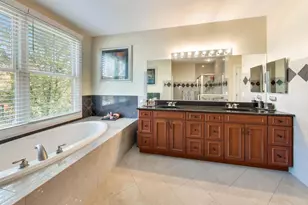 1850 Admiral Ct, Glenview, IL 60026 - Photo 24